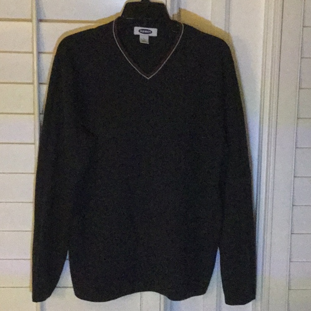 Old Navy v-neck sweater